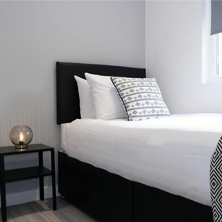 The Kop End Hotel By Serviced Living Liverpool Exteriér fotografie