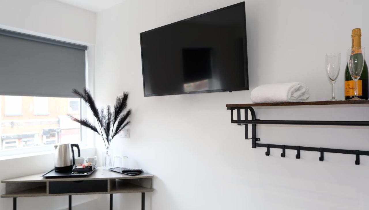 The Kop End Hotel By Serviced Living Liverpool Exteriér fotografie