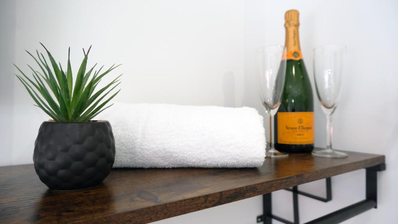 The Kop End Hotel By Serviced Living Liverpool Exteriér fotografie