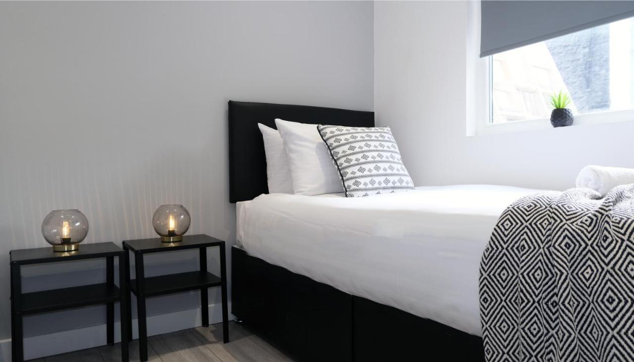 The Kop End Hotel By Serviced Living Liverpool Exteriér fotografie
